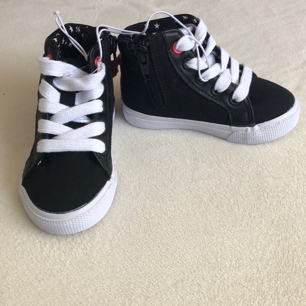 Cat & Jack Baby Sneakers